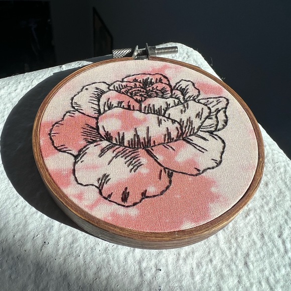 3 inch hand embroidery floral with pink tie dye fabric - Picture 2 of 3